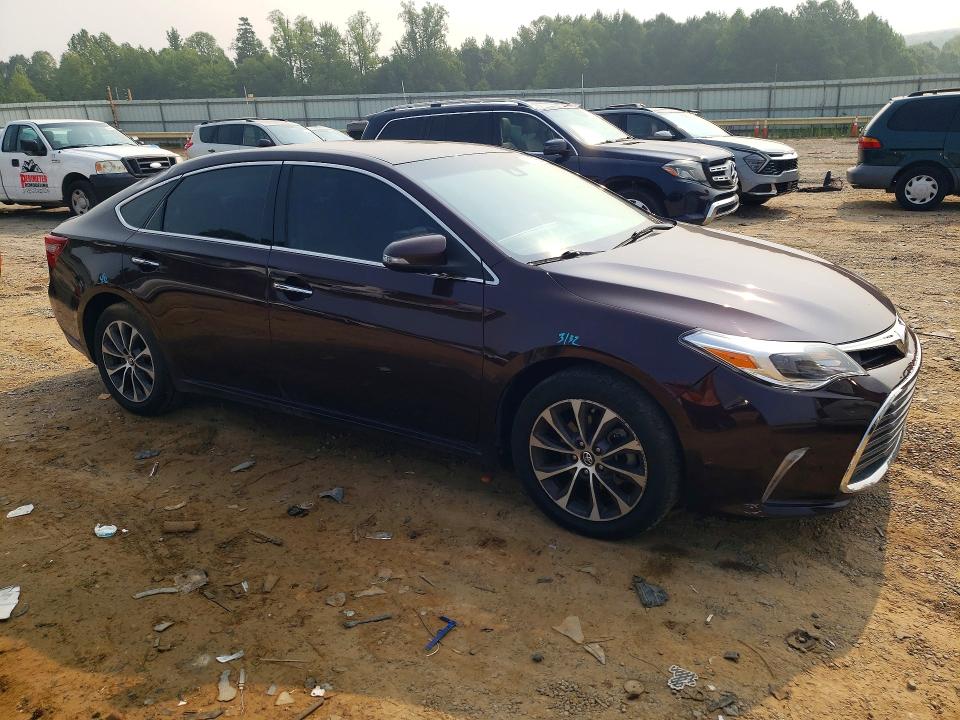 Photo 4 from auction – 2018 TOYOTA AVALON with VIN 4T1BK1EB4JU276089