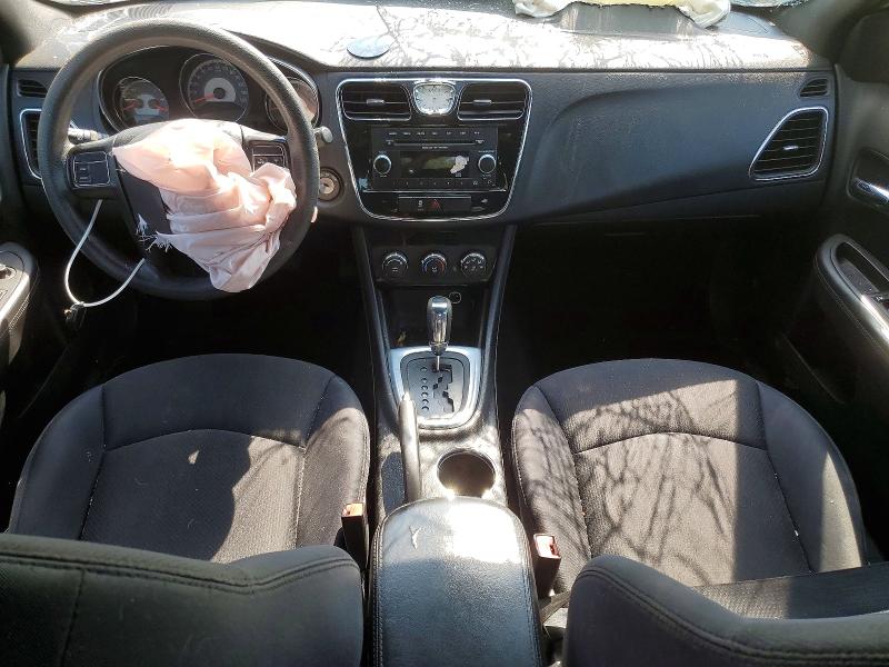 Photo 8 from auction – 2013 CHRYSLER 200 with VIN 1C3CCBAB2DN640661