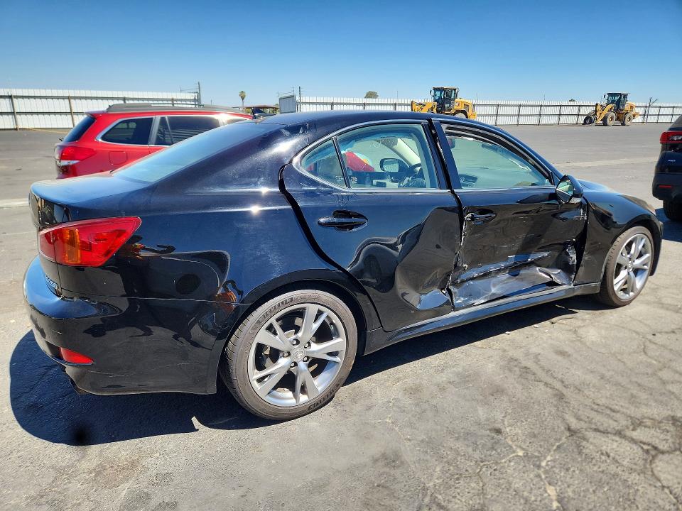 Photo 3 from auction – 2010 LEXUS IS 250 with VIN JTHBF5C24A2095684