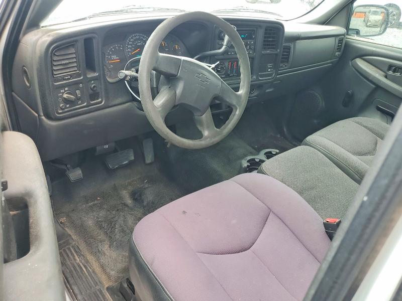 Photo 8 from auction – 2004 CHEVROLET SILVERADO with VIN 2GCEC19V741188141