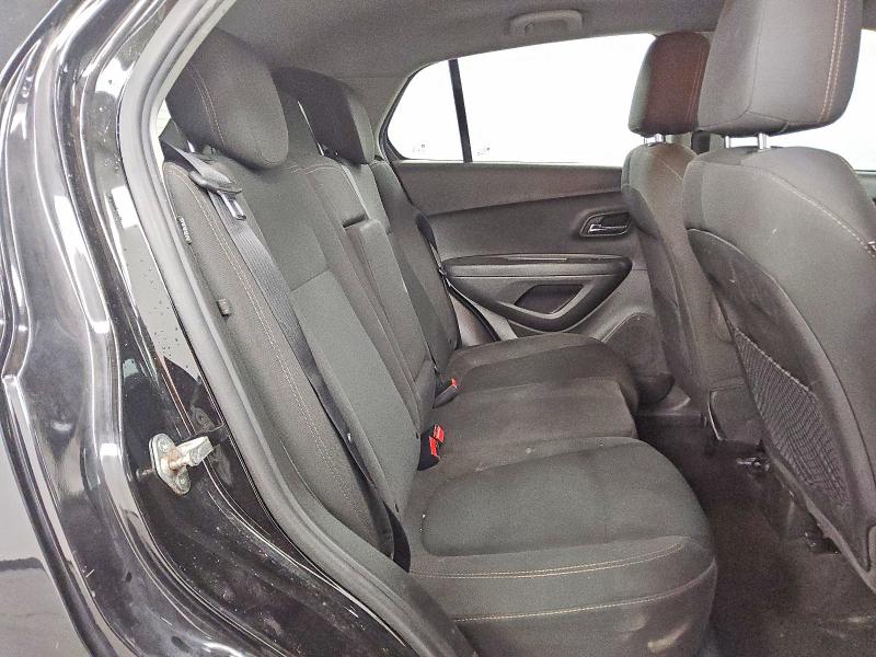 Photo 10 from auction – 2018 CHEVROLET TRAX with VIN 3GNCJKSB8JL293002