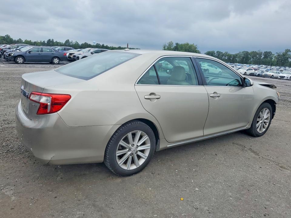 Photo 3 from auction – 2013 TOYOTA CAMRY with VIN 4T4BF1FKXDR321520