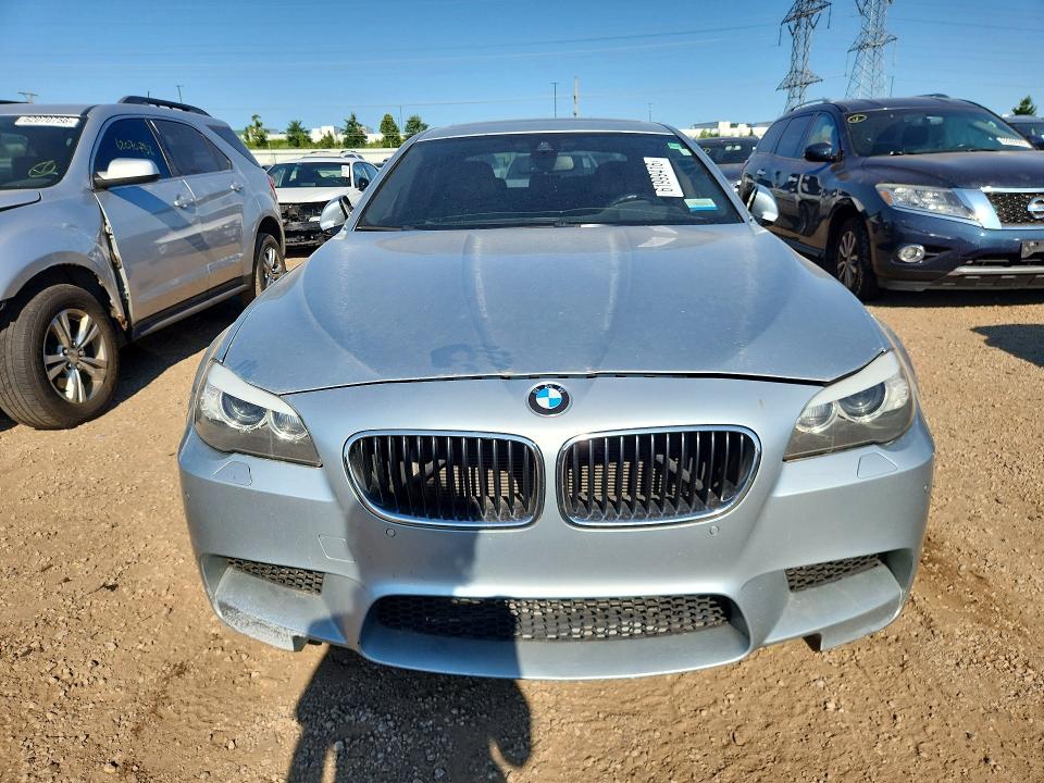 Photo 5 from auction – 2013 BMW M5 with VIN WBSFV9C59DD097018