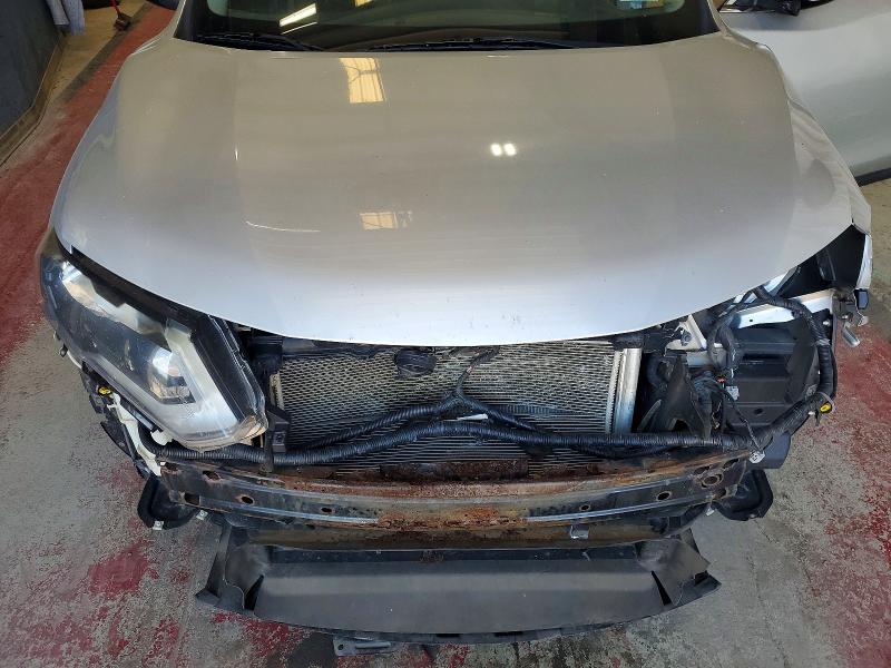 Photo 11 from auction – 2017 NISSAN ROGUE with VIN KNMAT2MV3HP517647