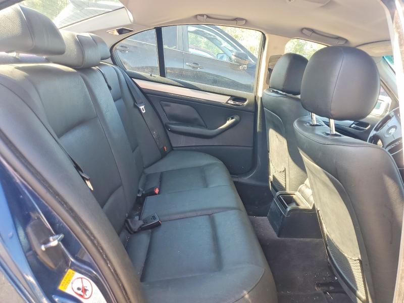Photo 10 from auction – 2004 BMW 325 with VIN WBAEU33464PR07677