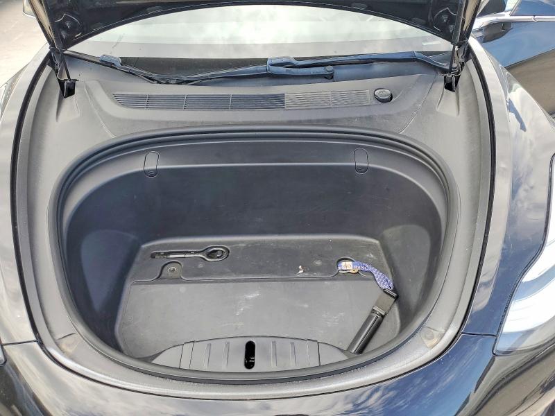 Photo 11 from auction – 2019 TESLA MODEL 3 with VIN 5YJ3E1EA2KF311021