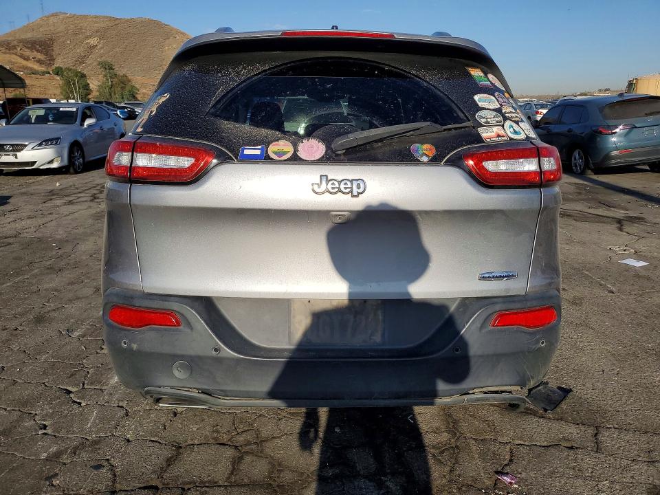 Photo 6 from auction – 2016 JEEP CHEROKEE with VIN 1C4PJLCS5GW281603