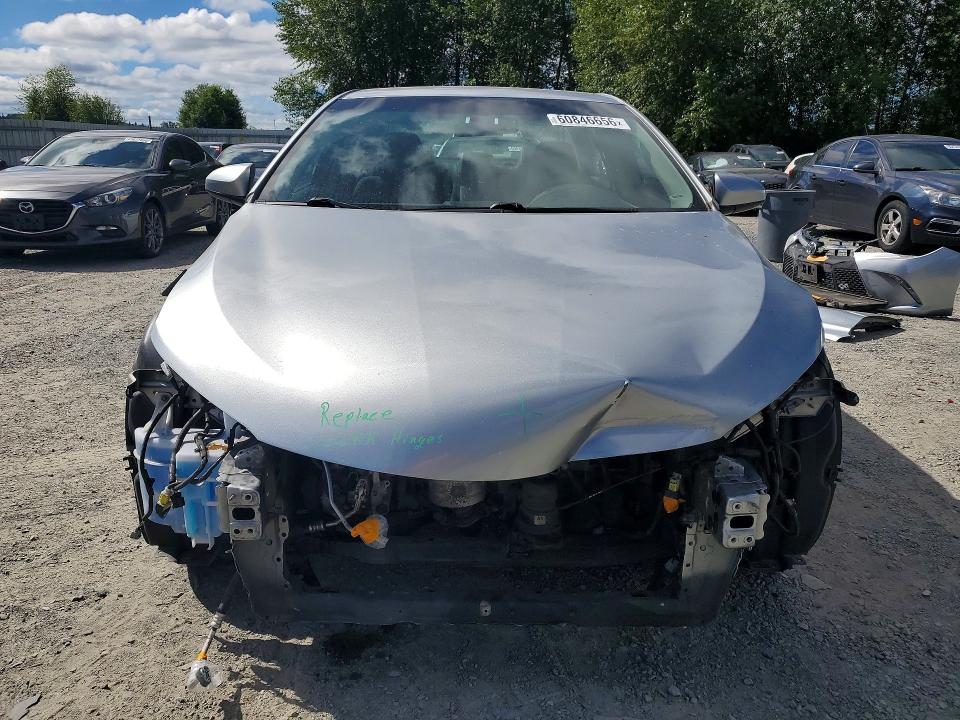 Photo 5 from auction – 2017 TOYOTA CAMRY with VIN 4T1BF1FK5HU731707