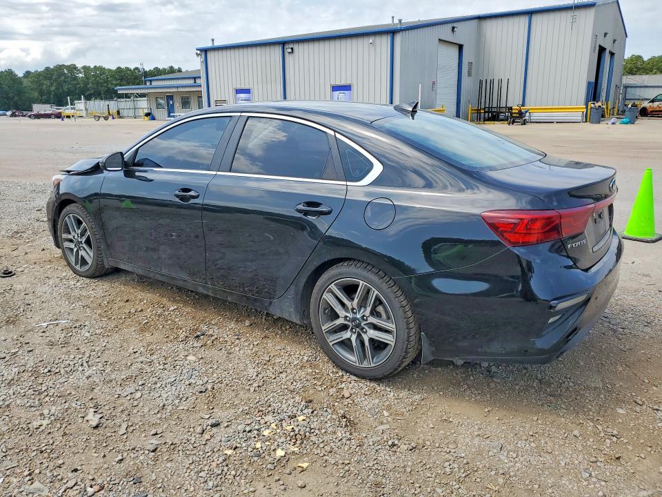Photo 2 from auction – 2021 KIA FORTE with VIN 3KPF54AD3ME382865