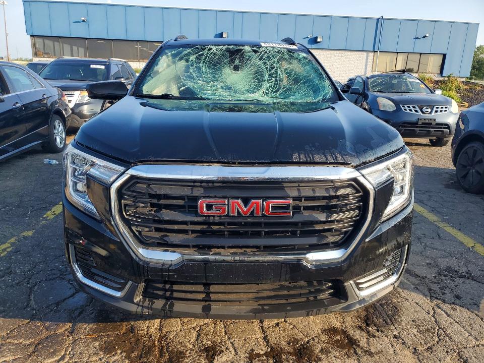 Photo 5 from auction – 2022 GMC TERRAIN with VIN 3GKALMEV4NL247754