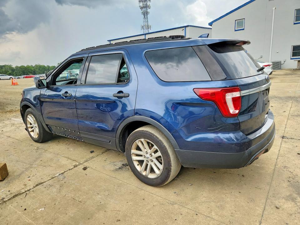 Photo 2 from auction – 2017 FORD EXPLORER with VIN 1FM5K7B81HGC58215