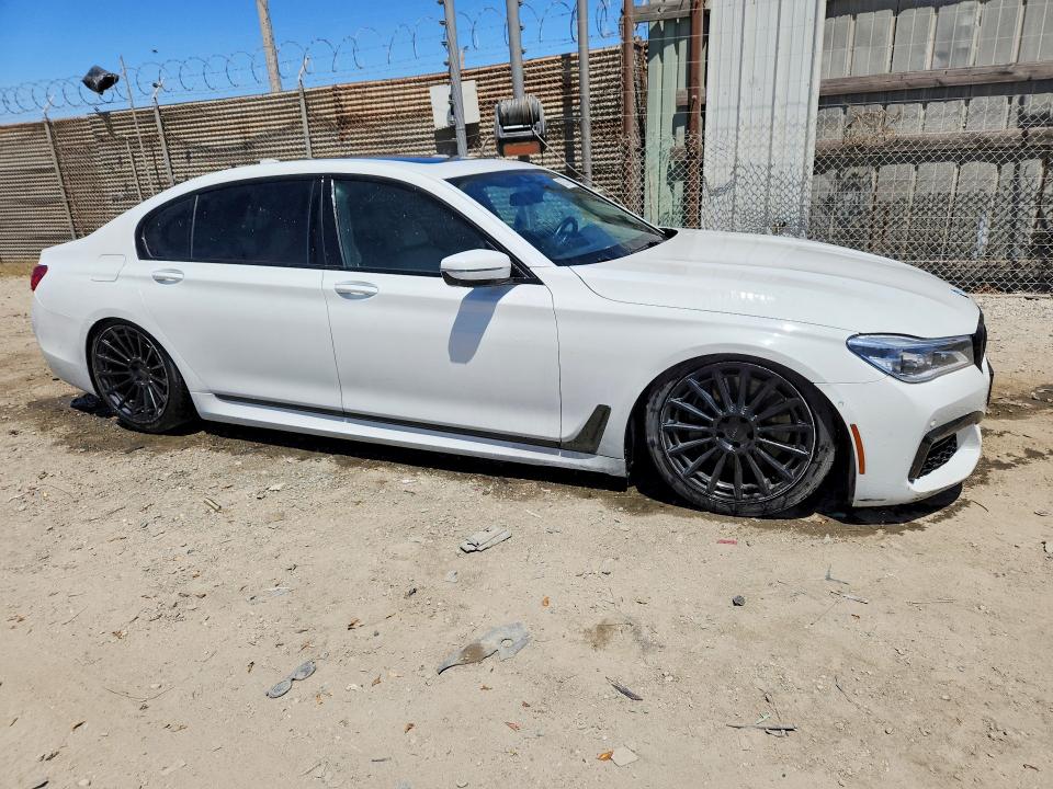 Photo 4 from auction – 2016 BMW 750 with VIN WBA7F2C57GG417114