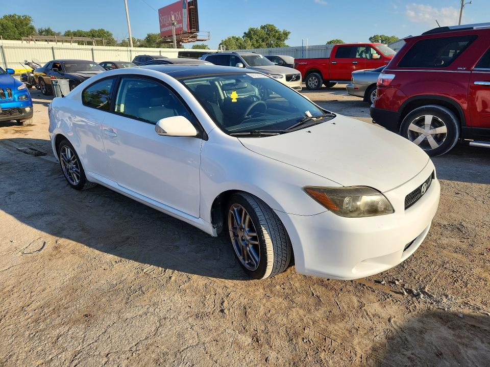 Photo 4 from auction – 2010 SCION TC with VIN JTKDE3B73A0303752