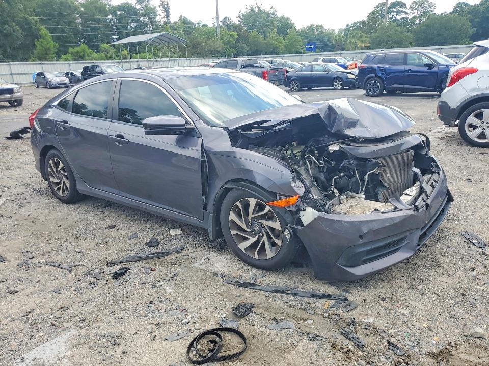 Photo 4 from auction – 2016 HONDA CIVIC with VIN 19XFC2F71GE022382