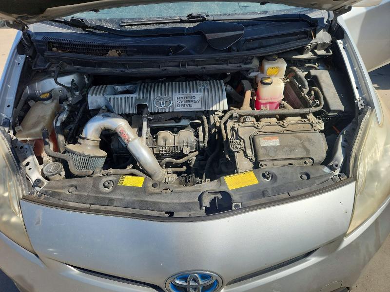 Photo 11 from auction – 2013 TOYOTA PRIUS with VIN JTDKN3DU2D1723938