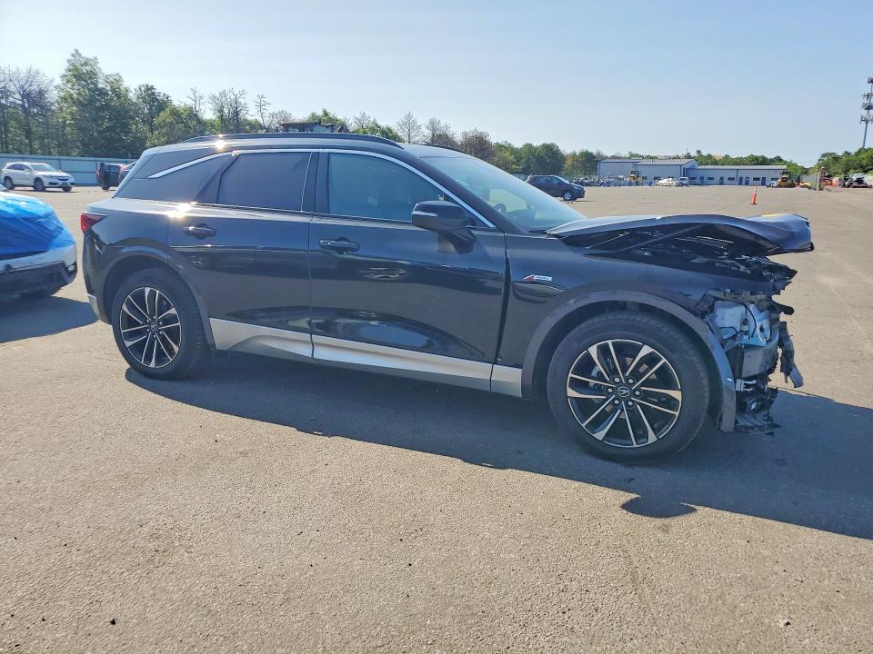 Photo 4 from auction – 2024 ACURA ZDX with VIN 4W5KHNRL3RZ512374