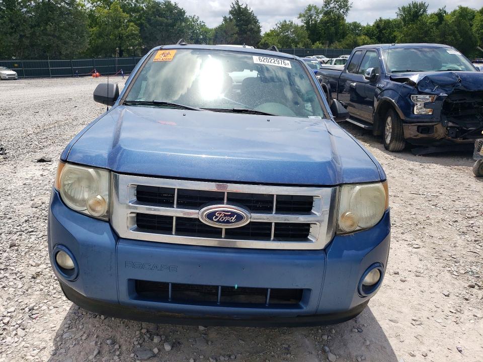 Photo 5 from auction – 2010 FORD ESCAPE with VIN 1FMCU9D73AKD18905