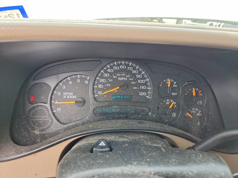 Photo 9 from auction – 2005 CHEVROLET SILVERADO with VIN 1GCEC19T15Z149861