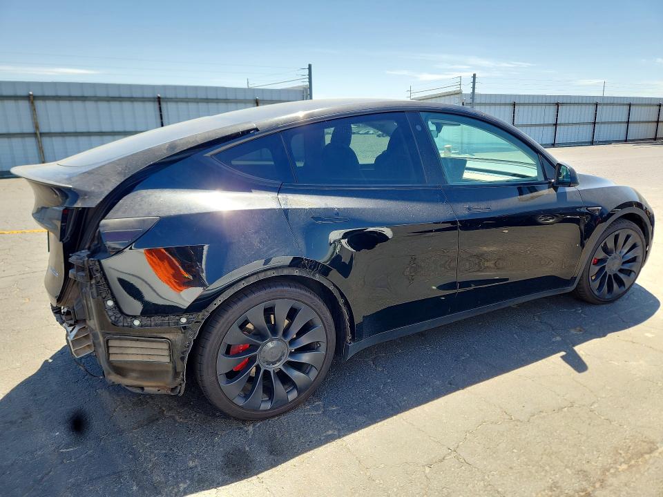 Photo 3 from auction – 2023 TESLA MODEL Y with VIN 7SAYGDEF2PF595175