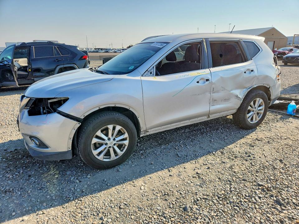 NISSAN ROGUE 2015 with VIN 5N1AT2MV0FC779433 - Photo from auction