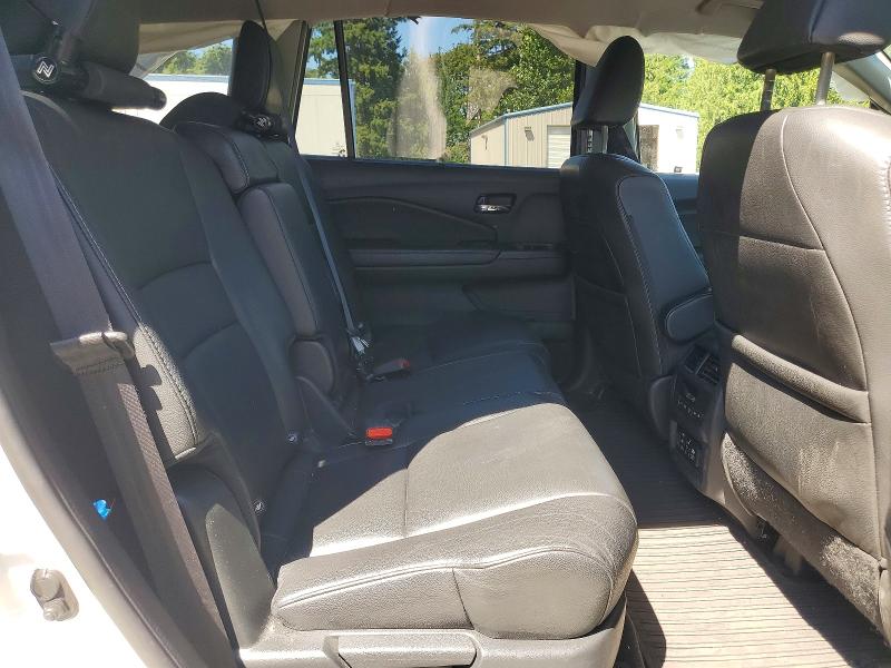Photo 11 from auction – 2017 HONDA PILOT with VIN 5FNYF6H94HB003049