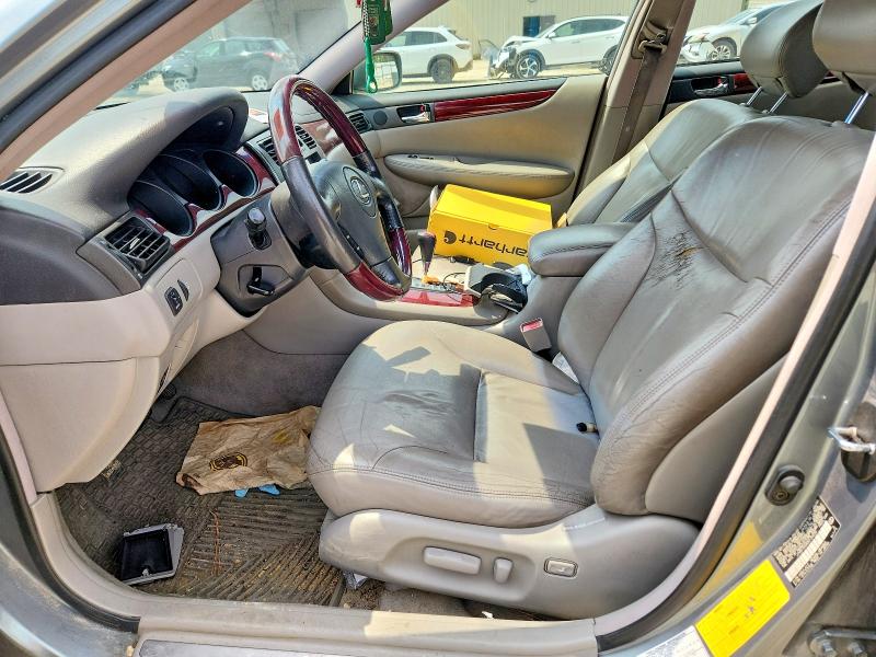 Photo 7 from auction – 2003 LEXUS ES with VIN JTHBF30G830134330