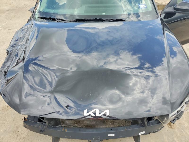 Photo 11 from auction – 2025 KIA K4 with VIN 3KPFT4DE5SE130980