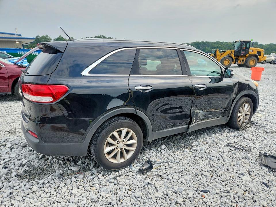Photo 3 from auction – 2017 KIA SORENTO with VIN 5XYPG4A53HG252052