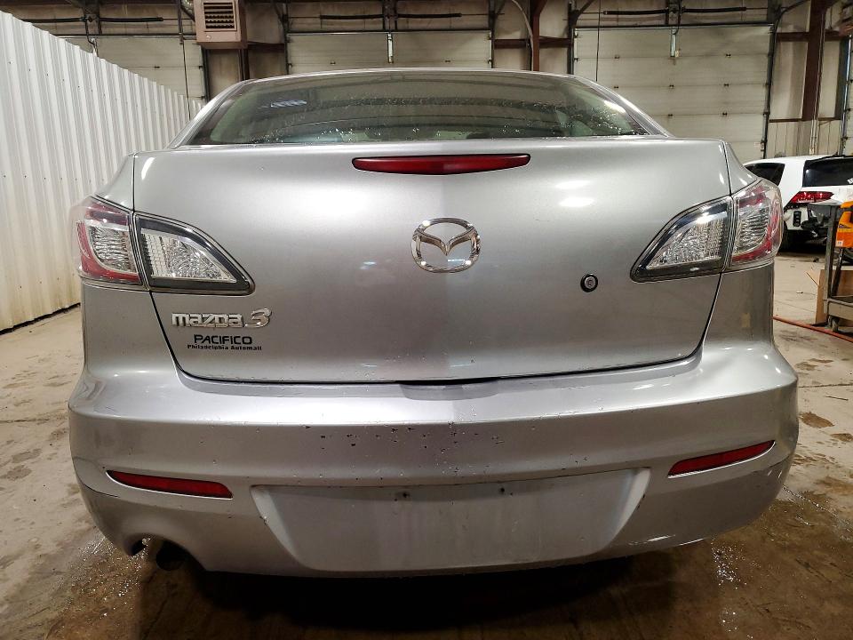 Photo 6 from auction – 2013 MAZDA 3 with VIN JM1BL1TG7D1786023