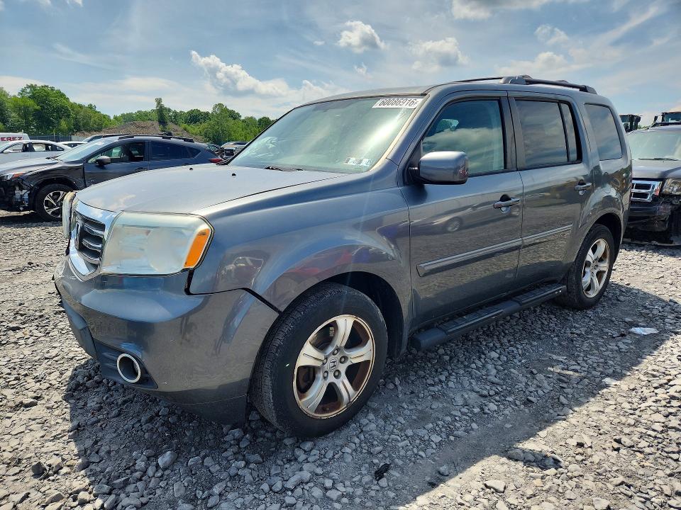 HONDA PILOT 2013 with VIN 5FNYF4H55DB066592 - Photo from auction