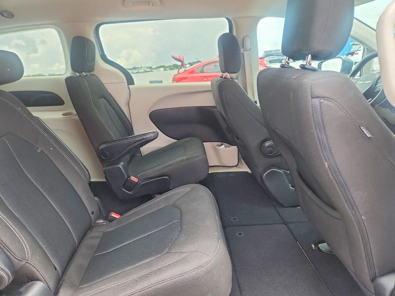 Photo 11 from auction – 2022 CHRYSLER VOYAGER with VIN 2C4RC1CG3NR229573