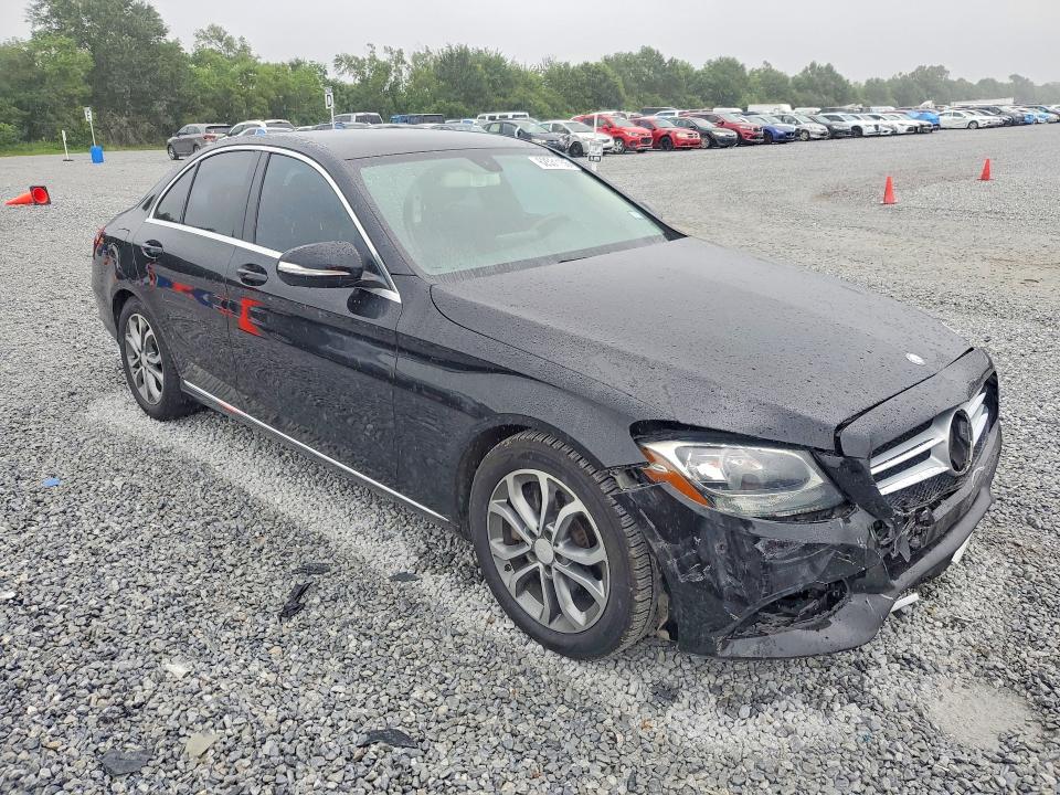 Photo 4 from auction – 2015 MERCEDES-BENZ C with VIN 55SWF4JB5FU093252