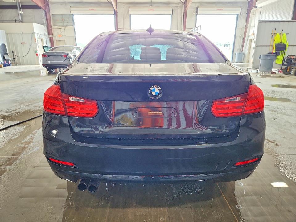 Photo 6 from auction – 2013 BMW 328 with VIN WBA3A5G52DNP24691