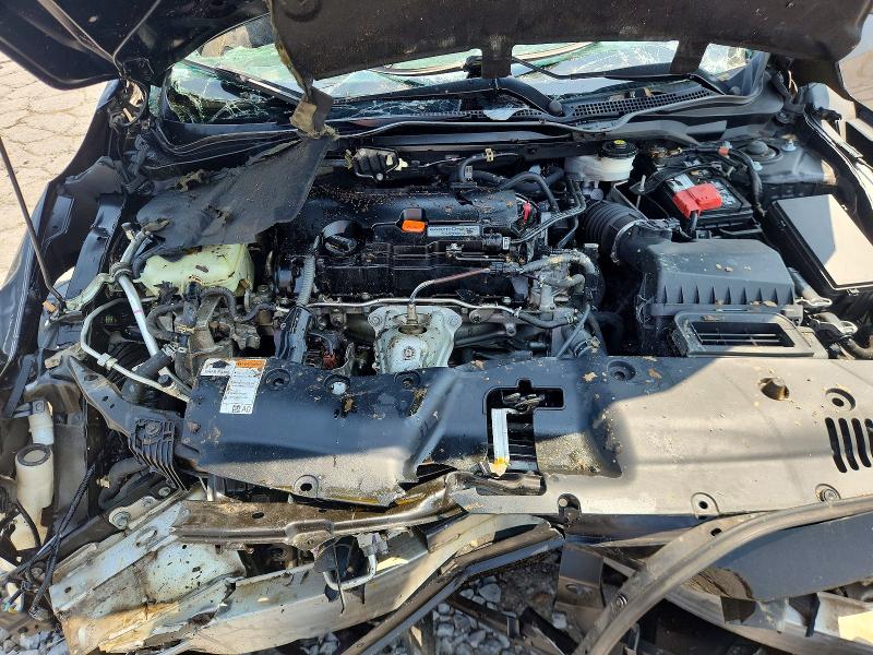 Photo 11 from auction – 2018 HONDA CIVIC with VIN 19XFC2F51JE025367