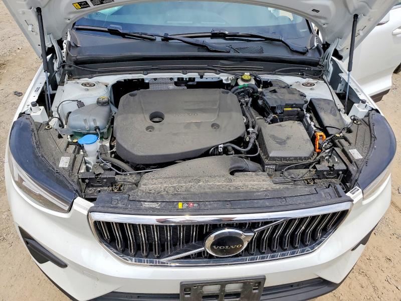 Photo 12 from auction – 2025 VOLVO XC40 with VIN YV4L12UJ7S2543813