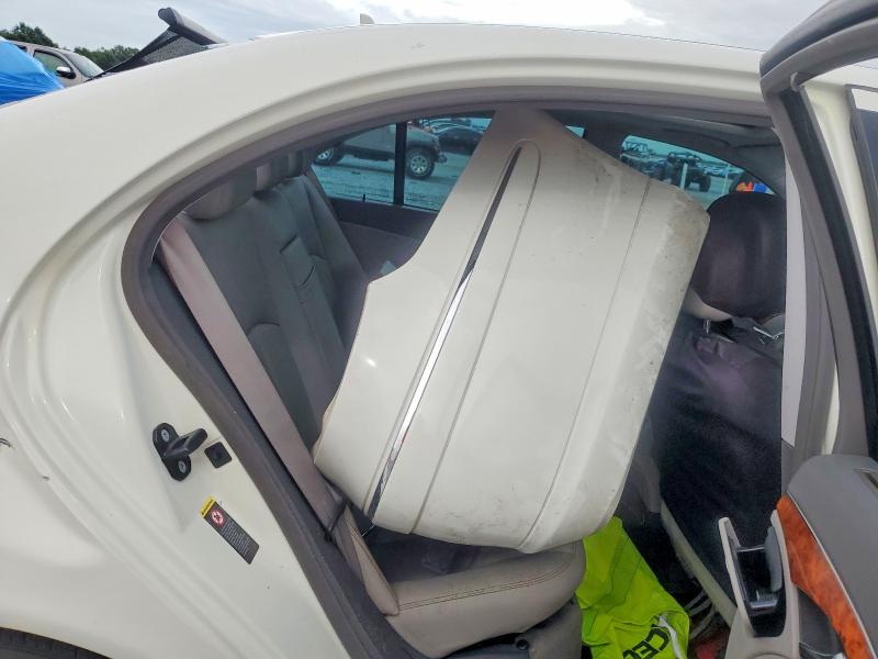 Photo 10 from auction – 2008 MERCEDES-BENZ E with VIN WDBUF22X08B270110