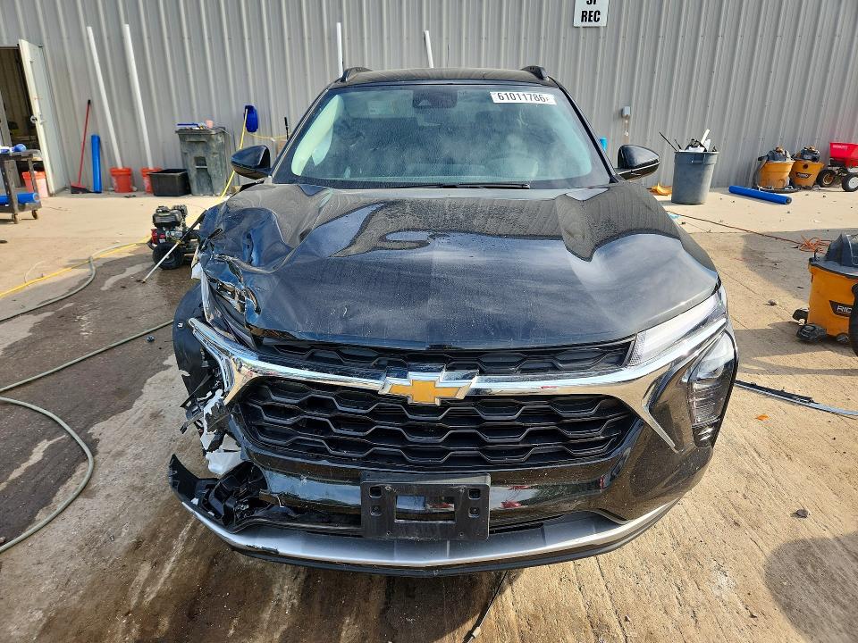 Photo 5 from auction – 2025 CHEVROLET TRAX with VIN KL77LHEP1SC341920