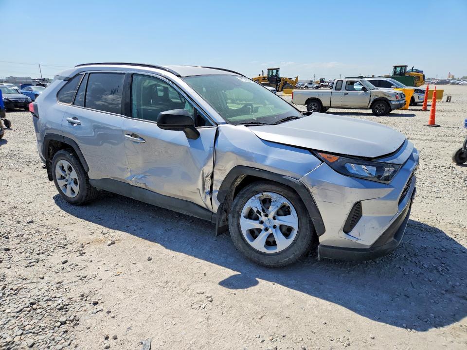 Photo 4 from auction – 2021 TOYOTA RAV4 with VIN JTMF1RFVXMD070098