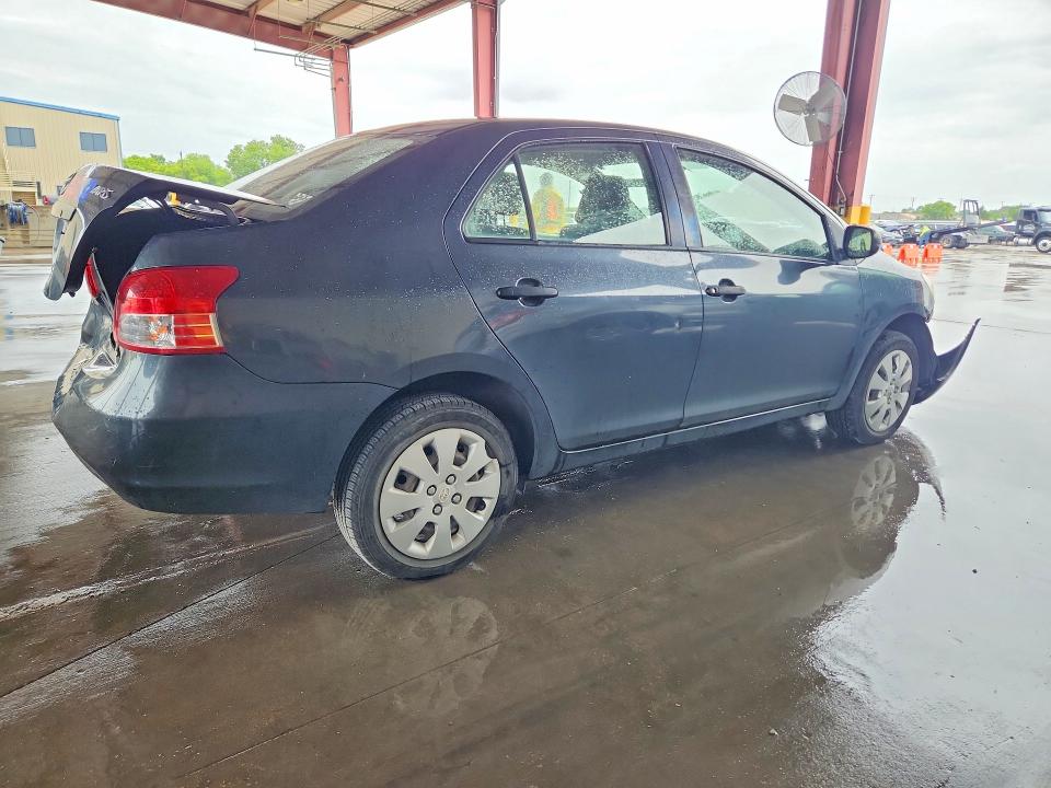 Photo 3 from auction – 2008 TOYOTA YARIS with VIN JTDBT923581188998