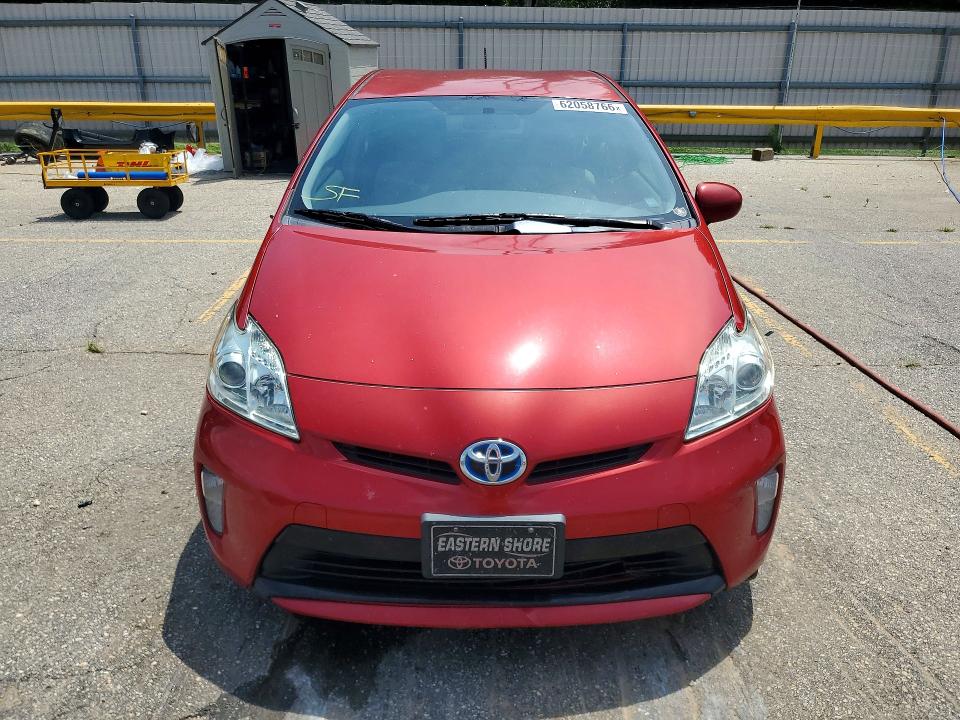 Photo 5 from auction – 2015 TOYOTA PRIUS with VIN JTDKN3DU3F0402094