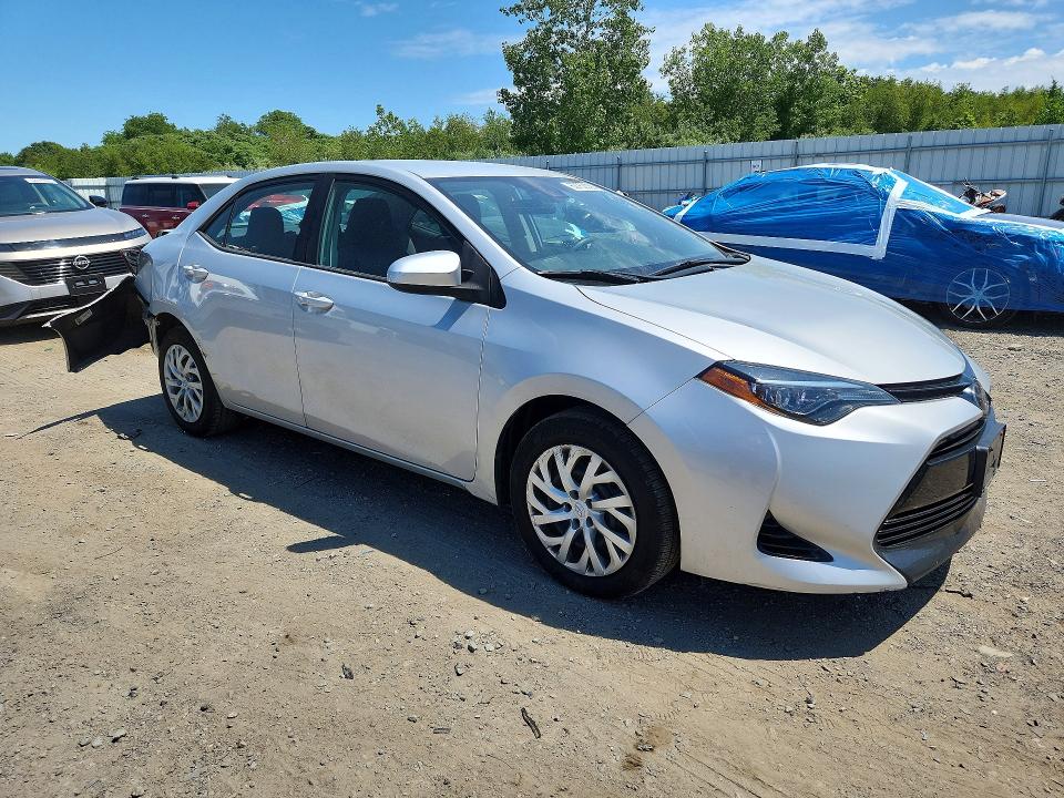 Photo 4 from auction – 2017 TOYOTA COROLLA with VIN 2T1BURHE5HC959025