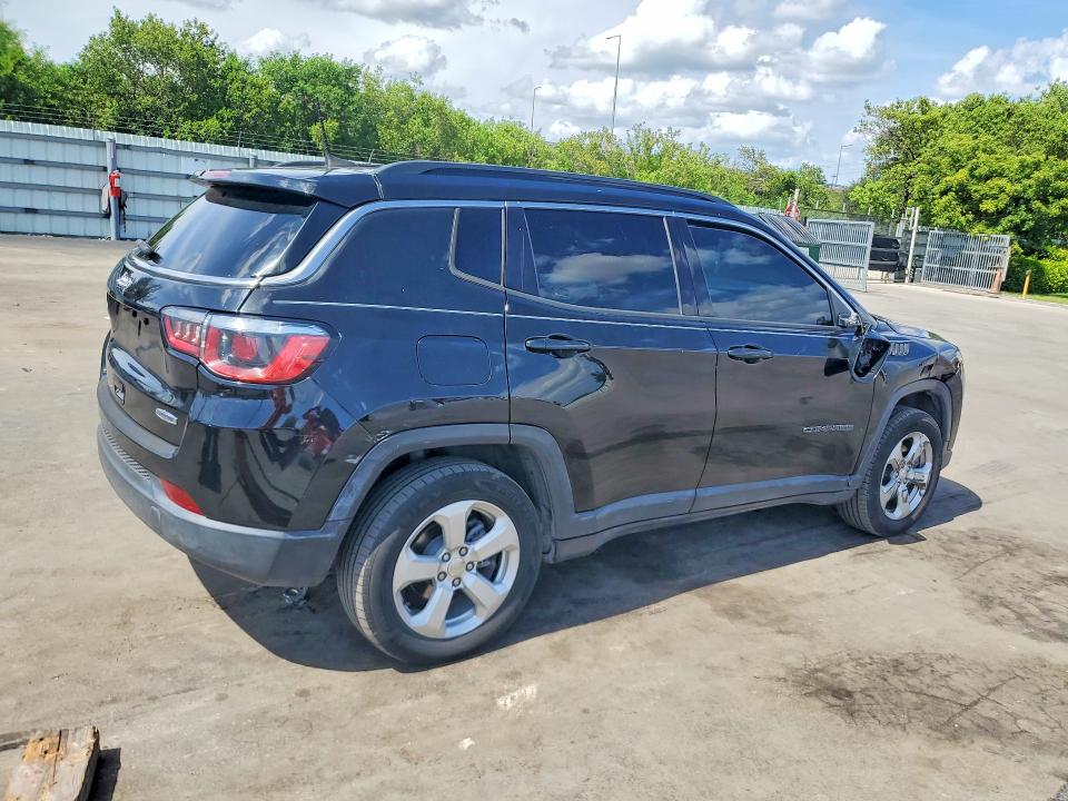Photo 3 from auction – 2019 JEEP COMPASS with VIN 3C4NJCBB1KT614211