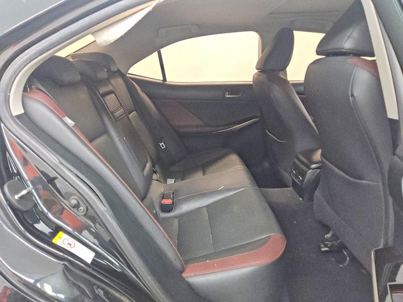 Photo 10 from auction – 2018 LEXUS IS with VIN JTHBA1D28J5067164