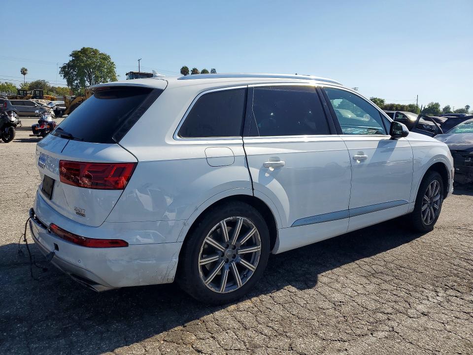 Фото 3 с аукциона – 2018 AUDI Q7 с VIN WA1LAAF74JD000253