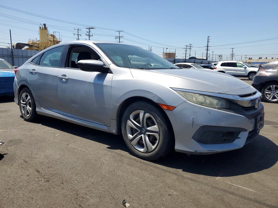 Photo 4 from auction – 2016 HONDA CIVIC with VIN 2HGFC2F55GH567103