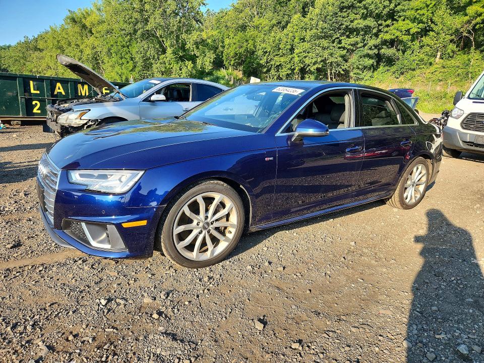 AUDI A4 2019 مع رقم تعريف المركبة WAUENAF44KN006135 - صورة من المزاد