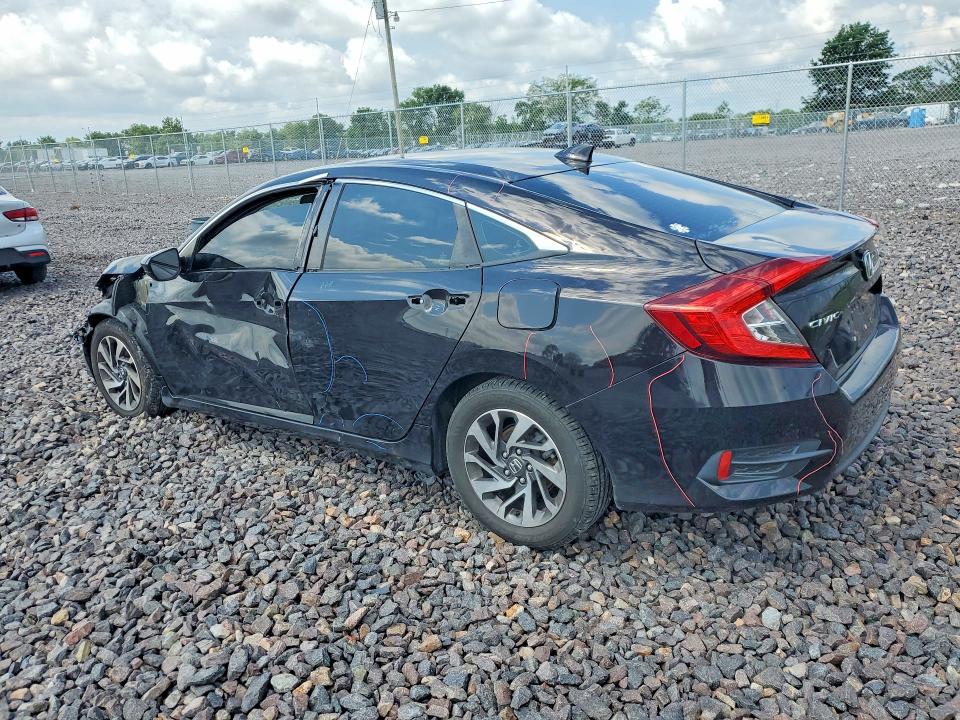 Photo 2 from auction – 2018 HONDA CIVIC with VIN 19XFC2F76JE023552