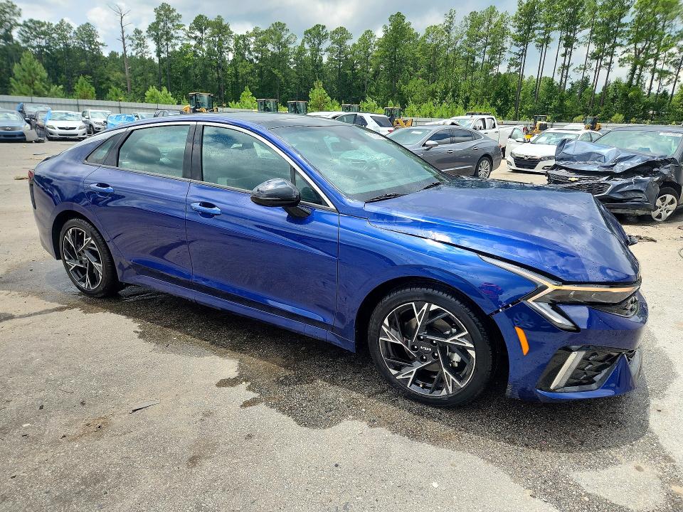 Photo 4 from auction – 2025 KIA K5 with VIN KNAG64J70S5319403