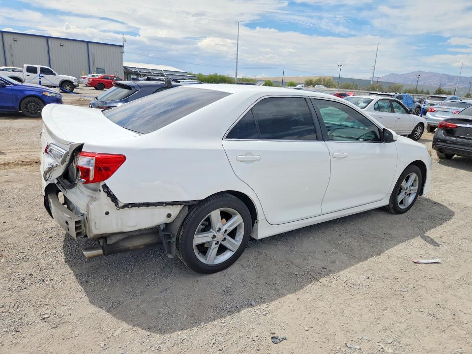 Photo 3 from auction – 2012 TOYOTA CAMRY with VIN 4T1BF1FK7CU145308