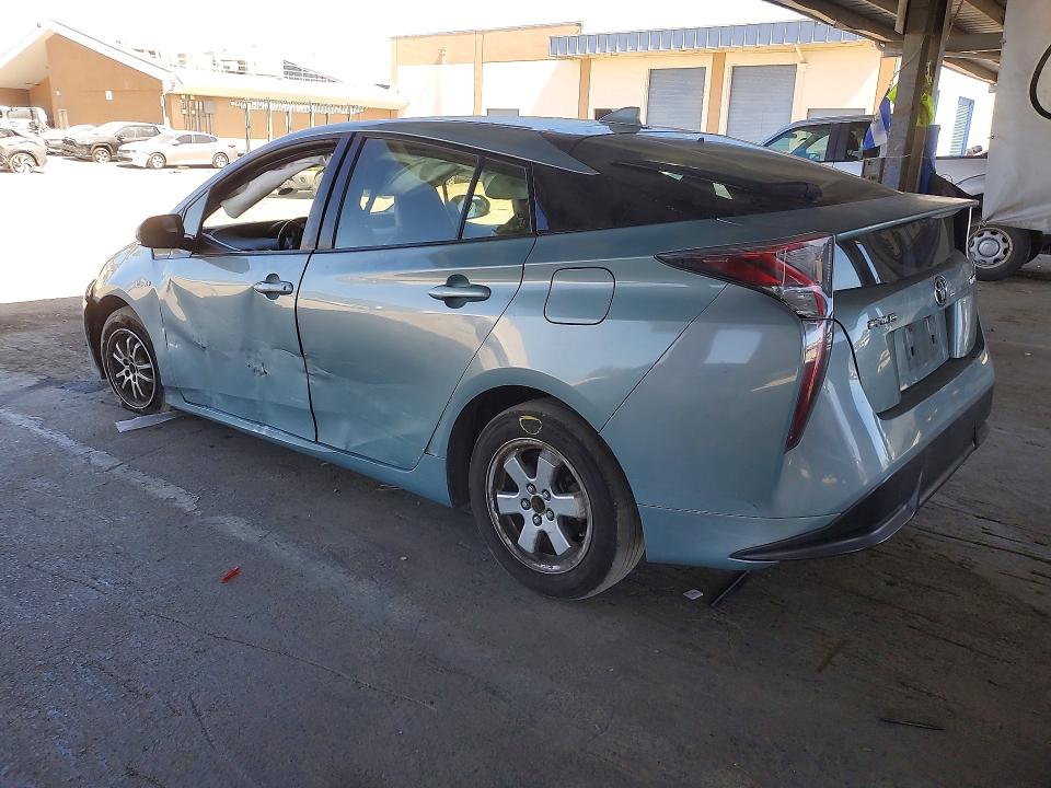 Photo 2 from auction – 2016 TOYOTA PRIUS with VIN JTDKARFU0G3000156